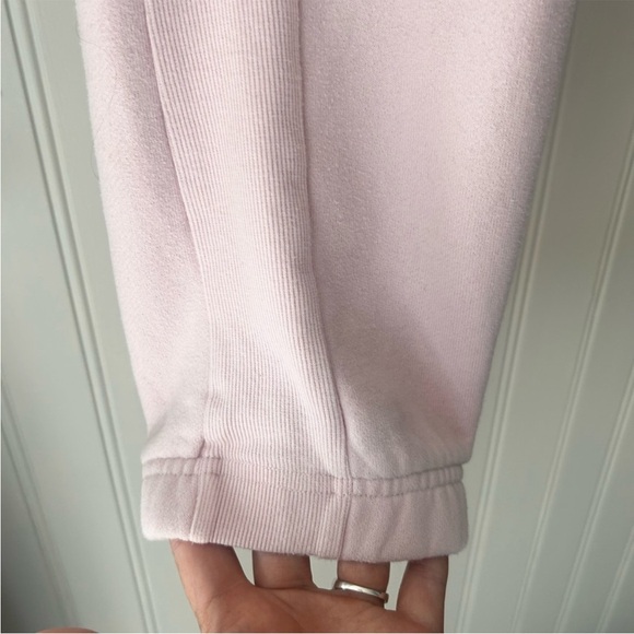 TNA Cozy AF Light Pink Fleece Joggers Size Small - Picture 4 of 6